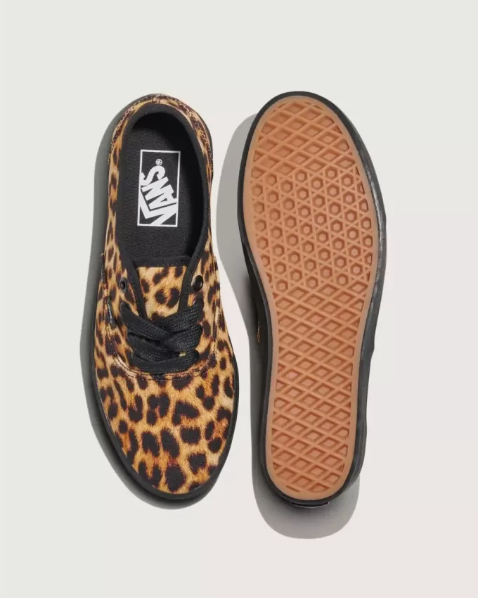 Autentica scarpa Lowpro