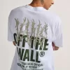 Maglietta con muro di metallo