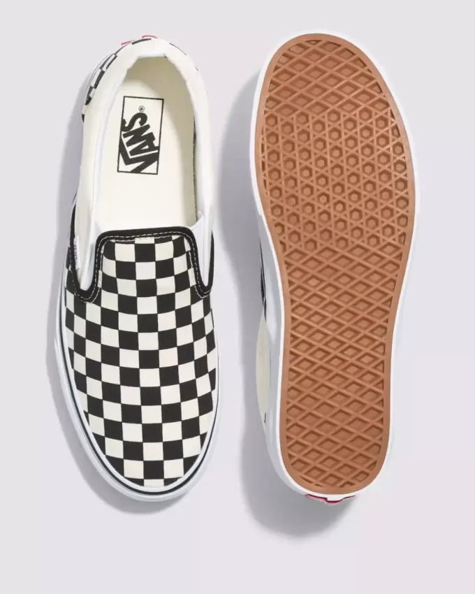 Scarpa classica larga a scacchiera slip-on Scarpa classica larga a scacchiera slip-on