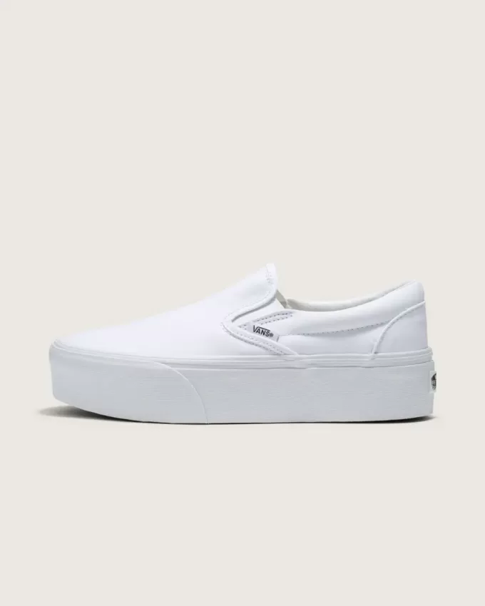 Scarpa classica slip-on con plateau Scarpa classica slip-on con plateau