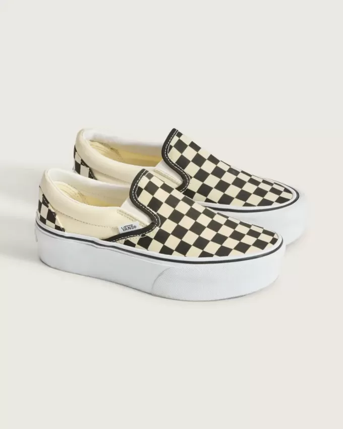 Scarpa classica slip-on con plateau a scacchi Scarpa classica slip-on con plateau a scacchi