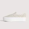 Scarpa classica slip-on con plateau e motivo a scacchi Scarpa classica slip-on con plateau e motivo a scacchi