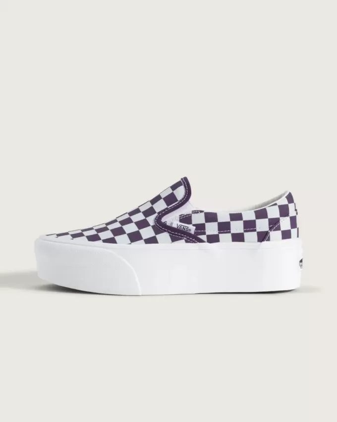 Scarpa classica slip-on con plateau e motivo a scacchi Scarpa classica slip-on con plateau e motivo a scacchi