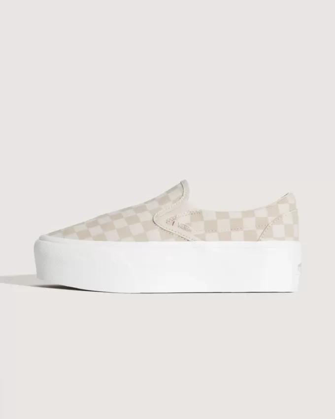 Scarpa classica slip-on con plateau e motivo a scacchi Scarpa classica slip-on con plateau e motivo a scacchi
