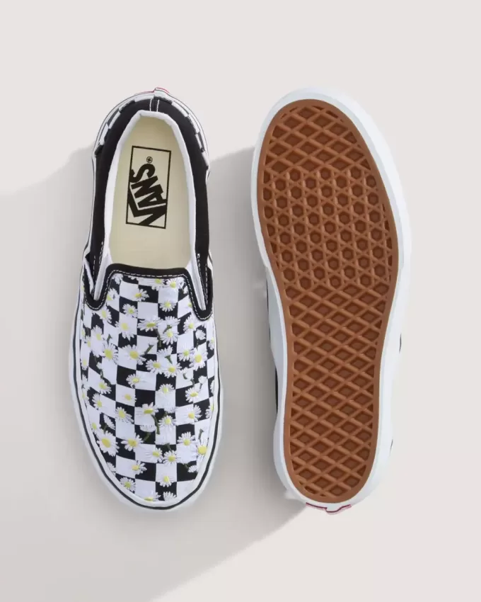 Scarpa classica slip-on con plateau e motivo a scacchi Scarpa classica slip-on con plateau e motivo a scacchi