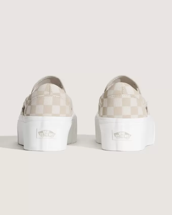 Scarpa classica slip-on con plateau e motivo a scacchi Scarpa classica slip-on con plateau e motivo a scacchi