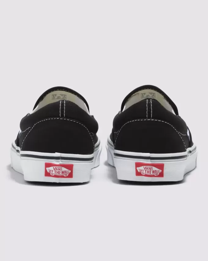 Scarpa classica slip-on larga Scarpa classica slip-on larga