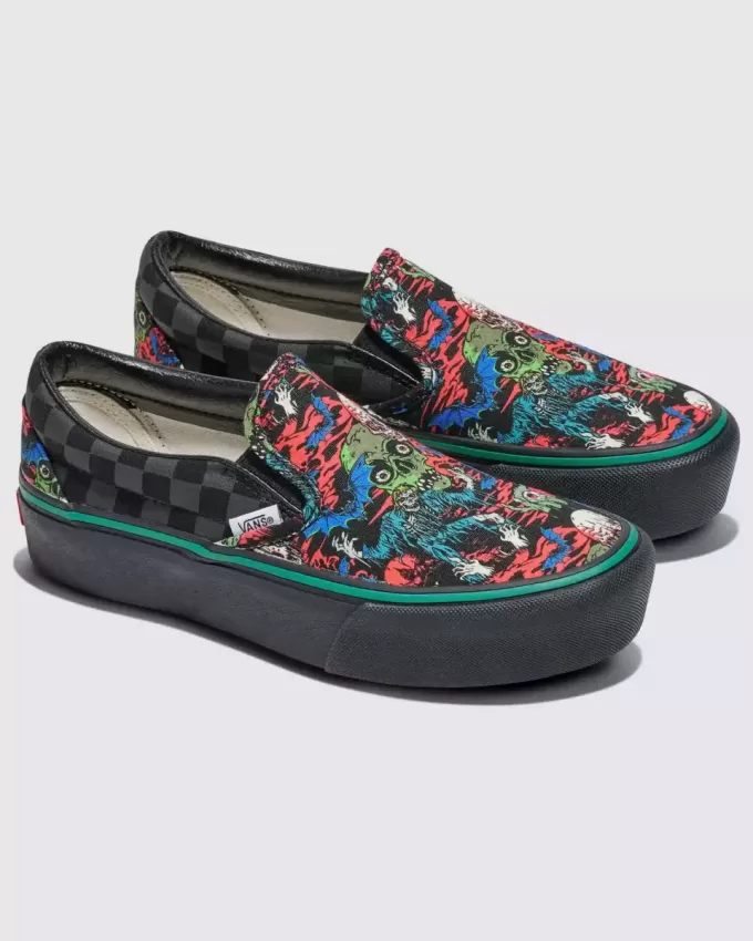 Scarpa con plateau slip-on classica personalizzata per Halloween Scarpa con plateau slip-on classica personalizzata per Halloween