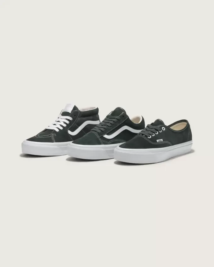 Scarpa Premium Sk8-Mid in pelle scamosciata Scarpa Premium Sk8-Mid in pelle scamosciata
