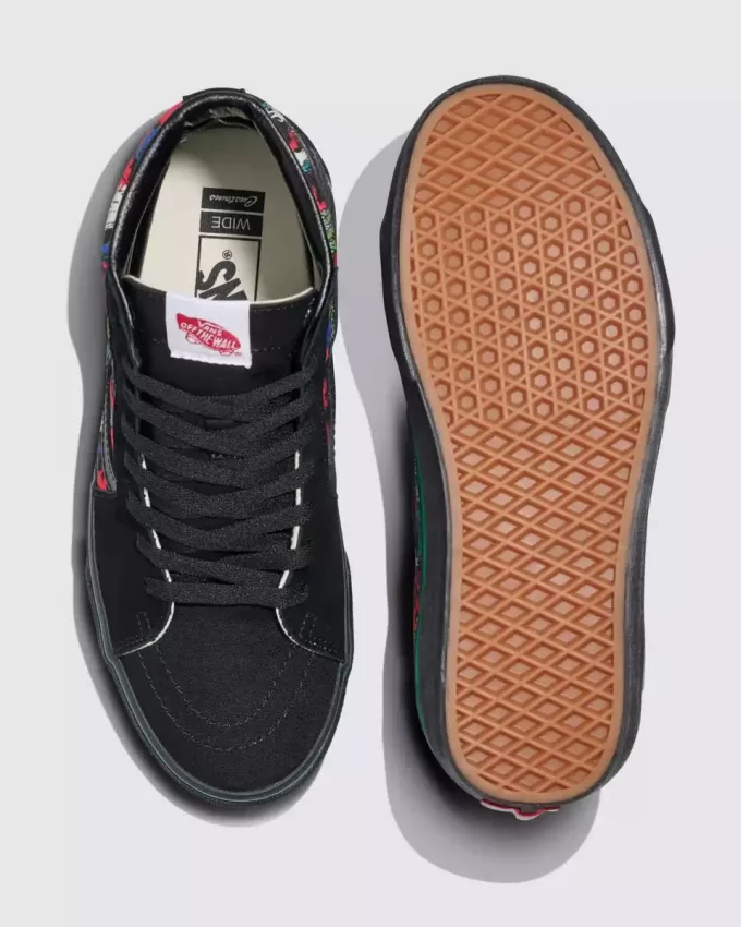 Scarpa larga Sk8-Hi personalizzata per Halloween Scarpa larga Sk8-Hi personalizzata per Halloween
