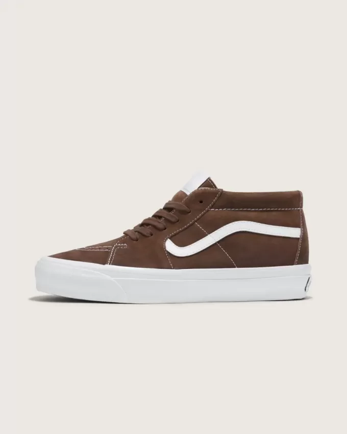 Scarpa Premium Sk8-Mid in pelle scamosciata Scarpa Premium Sk8-Mid in pelle scamosciata