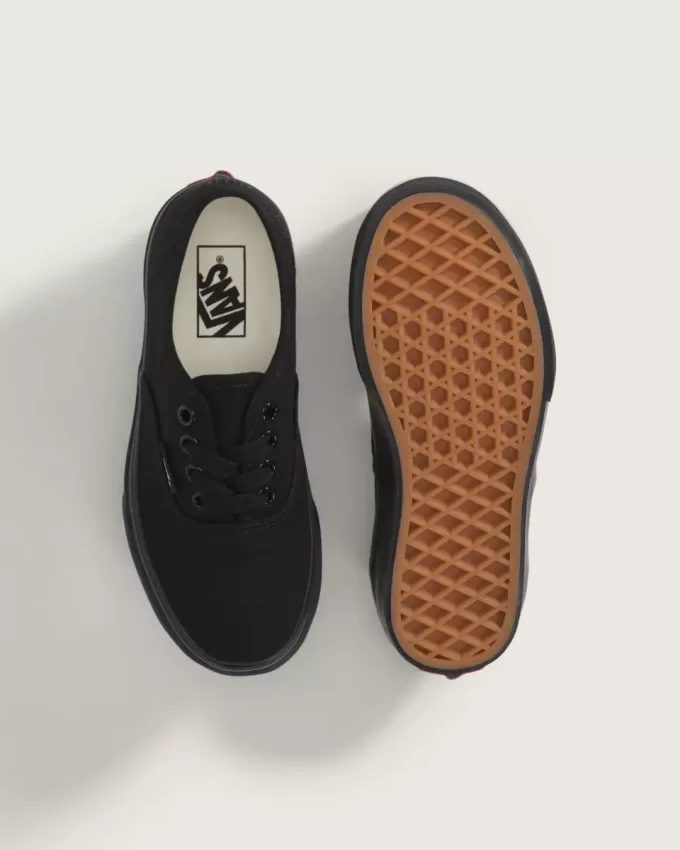 Scarpe autentiche per bambini piccoli Scarpe autentiche per bambini piccoli