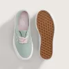 Scarpe autentiche per bambini piccoli Scarpe autentiche per bambini piccoli