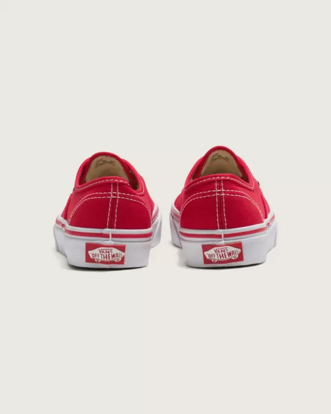Scarpe autentiche per bambini piccoli Scarpe autentiche per bambini piccoli