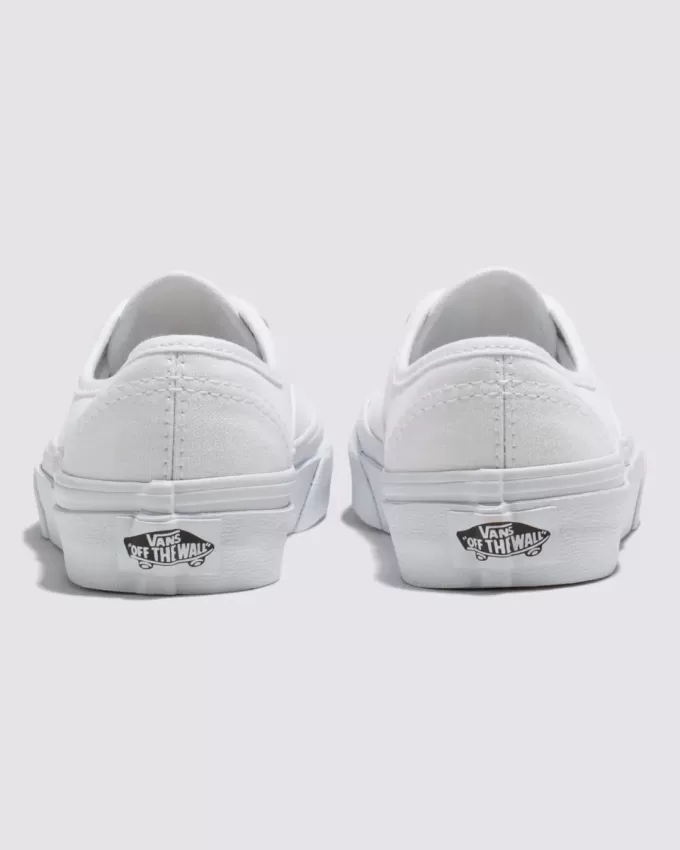 Scarpe autentiche per bambini piccoli Scarpe autentiche per bambini piccoli