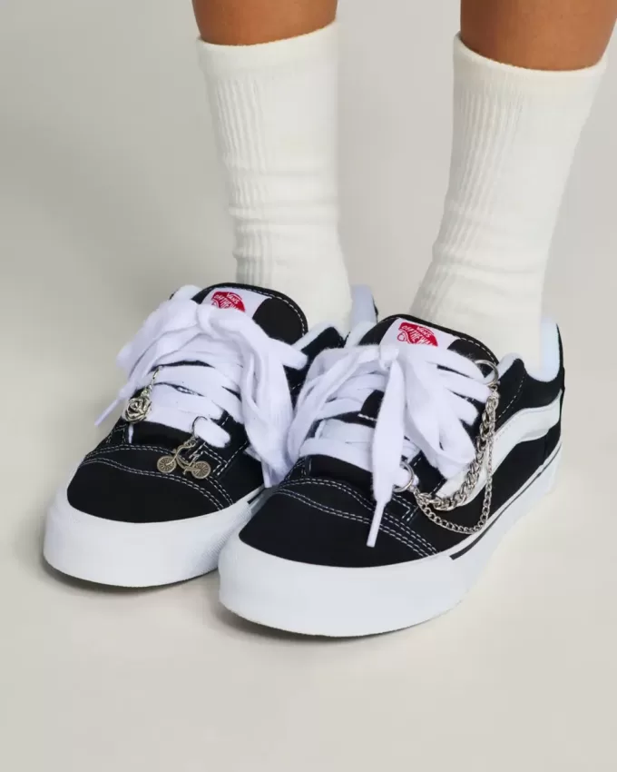 Set di ciondoli per scarpe Vans Bold e Bloom Set di ciondoli per scarpe Vans Bold e Bloom