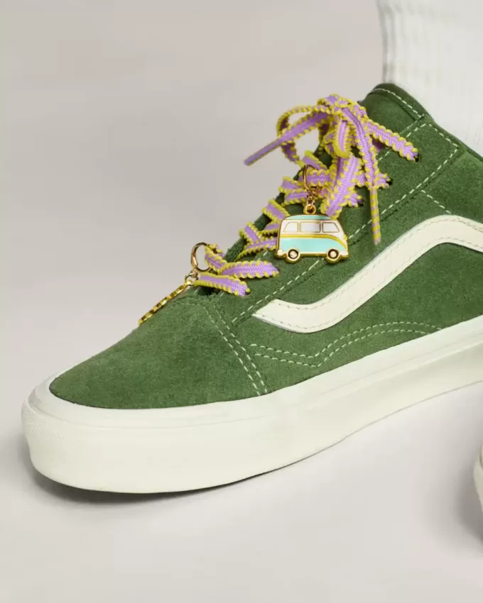 Set di ciondoli per scarpe Vans Retro California Set di ciondoli per scarpe Vans Retro California